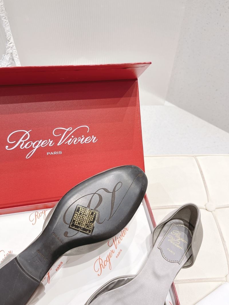 Roger Vivier flat shoes